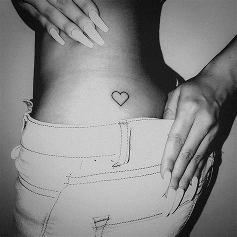 tatuajes en la pompi para mujeres|94 ideas de Tatuajes en las pompis 